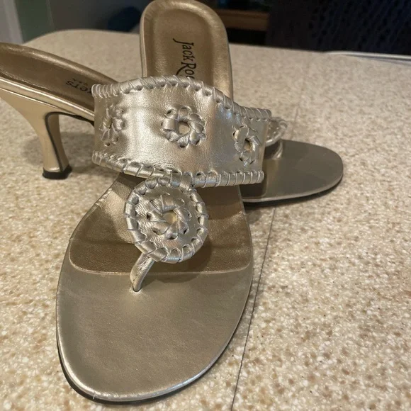 Jack Rodgers,heals,silver, wore 2 times, sprained ankle- unable to wear-ADORABLE - Picture 1 of 9